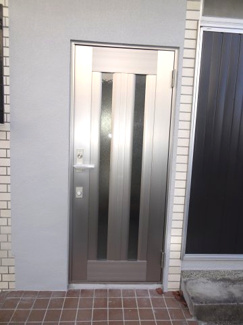 【玄関】 | 川西市見野２丁目21の33　中古一戸建て