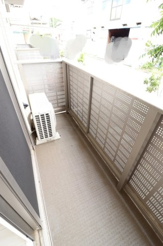 aise villageのバルコニー
