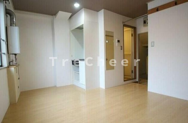 MRビルの居間・リビング