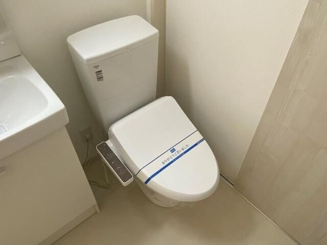 ＬＡＵＲＥＬ西新井栄町のトイレ