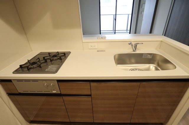 コンフォリア・リブ新大阪西宮原ソルテラスのキッチン