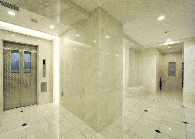 ガーラ・シティ深川森下のロビー