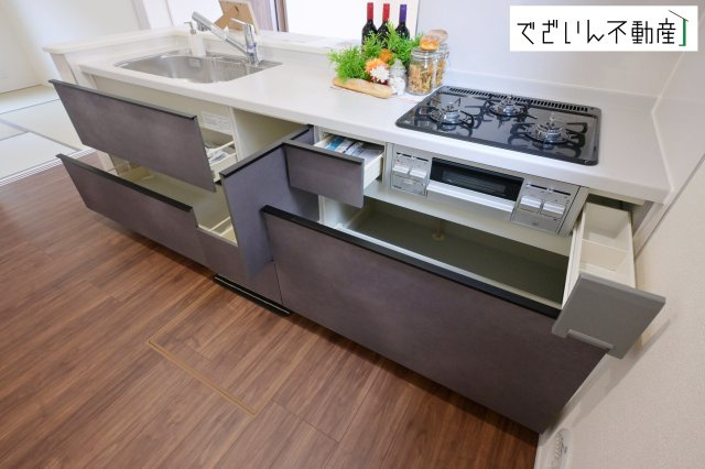【キッチン】 | Livele Garden.S吉見町東野第2　新築住宅 | ≪3号棟≫ 
現地(2026年5月撮影)