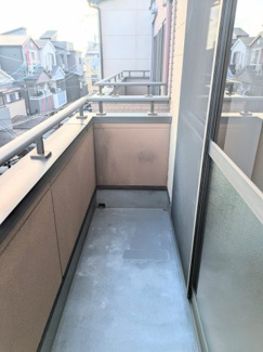 【バルコニー】 | 摂津市鳥飼下3丁目　一戸建て