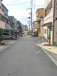 【前面道路含む現地写真】 | 摂津市鳥飼下3丁目　一戸建て
