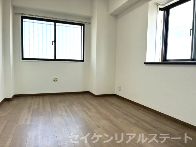 ライオンズマンション淵野辺第５の洋室