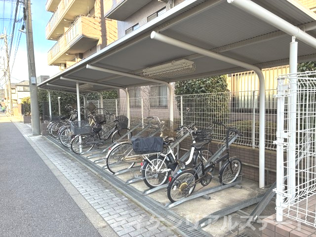 サンライズステージ淵野辺Ⅰの駐輪場