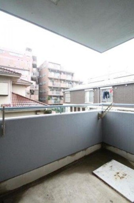 【バルコニー】 | グランドゥール蕨市民公園 | 広々としたバルコニーです