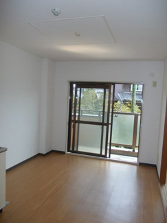 【居間・リビング】 | プリンスハイツ