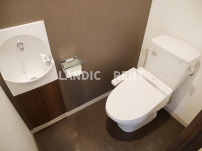 【トイレ】 | バルセロナ薬院