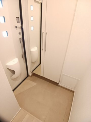 【玄関】 | レジデンス・デルソーレ