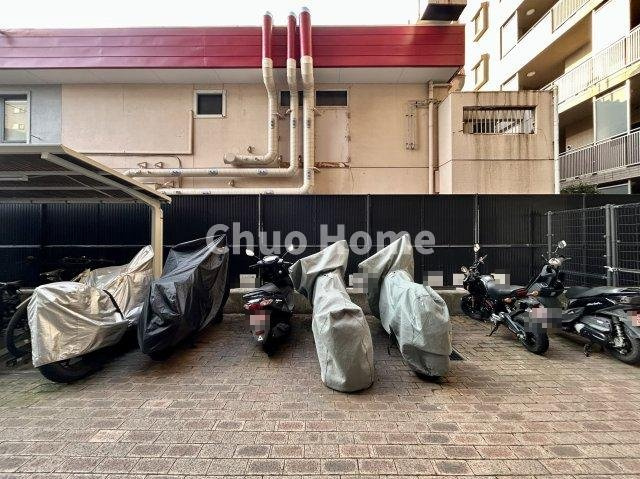 レクセルマンション亀有の駐車場|【バイク置場】最新の空き状況や費用などの詳細は担当スタッフまでお問い合わせください。