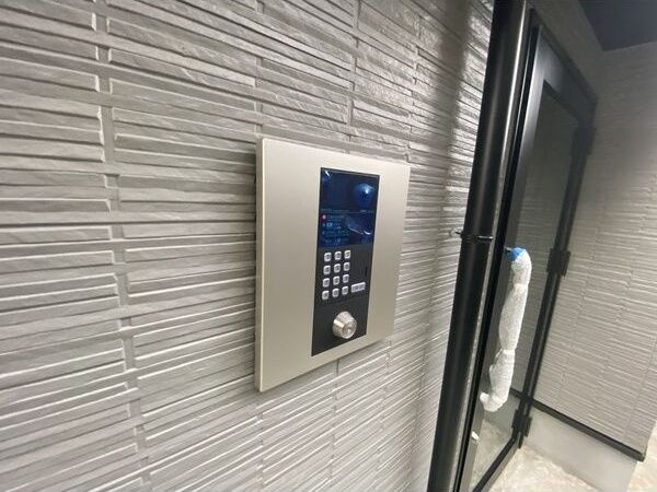 アンビシオン天下茶屋のエントランス