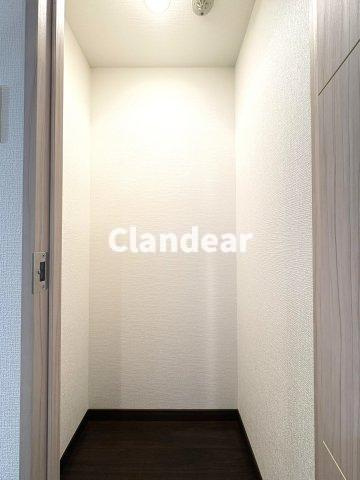 ジュイールパルフェ西新井のランドリースペース|ドキドキの新生活も、安心してスタート。ぴったりの住まいを見つけませんか？クランディアが一緒に住まい選びをサポートします‼　まずは、お気軽にお問合せください　＃クランディア