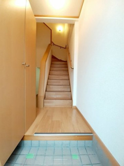 【玄関】 | ブロード　ヒル