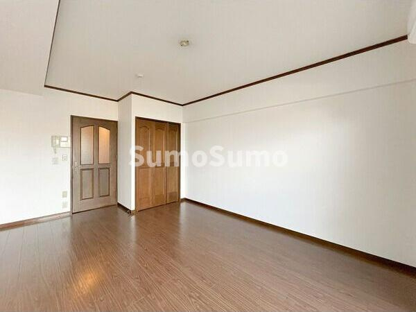 ビエラコート大橋の居間・リビング