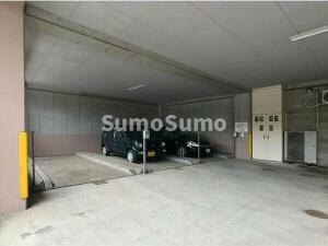 ビエラコート大橋の駐車場