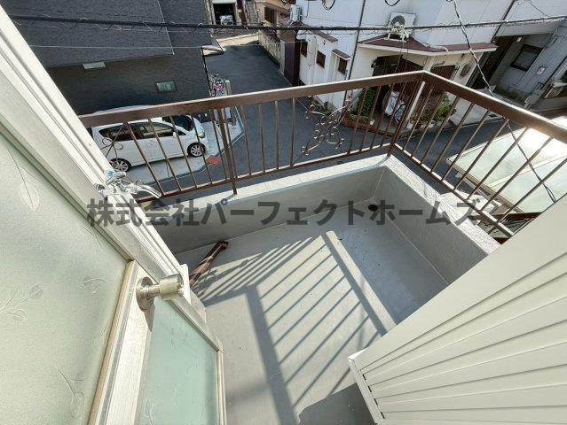 FRONTIER FIELD River Sideのバルコニー|お洗濯にも便利なバルコニー付き