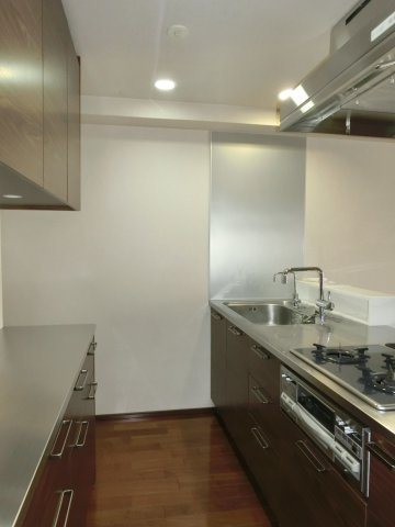 ピアースコード代々木参宮橋　303号室のキッチン