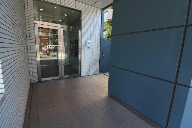 【エントランス】