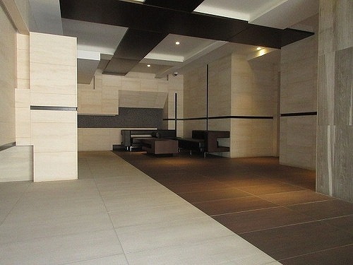 ウィルローズ市谷柳町のその他|ロビー　※2024年10月撮影