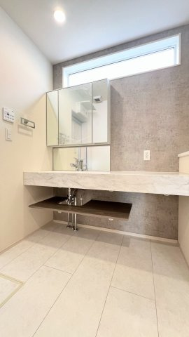 北六甲台4丁目の独立洗面台