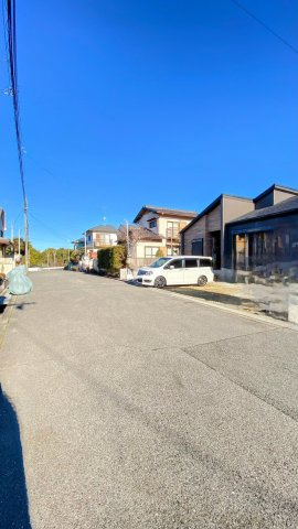 北六甲台4丁目の前面道路含む現地写真
