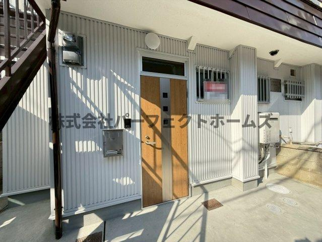 FRONTIER FIELD River Sideのエントランス|ゆとりのあるエントランスです