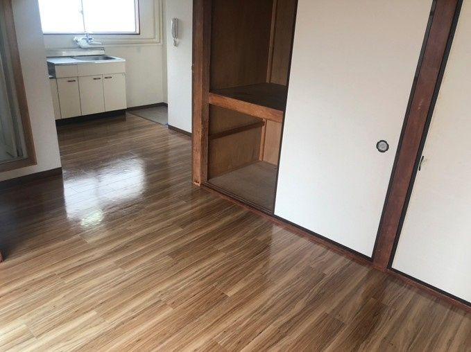 蓮芽ビルの内装