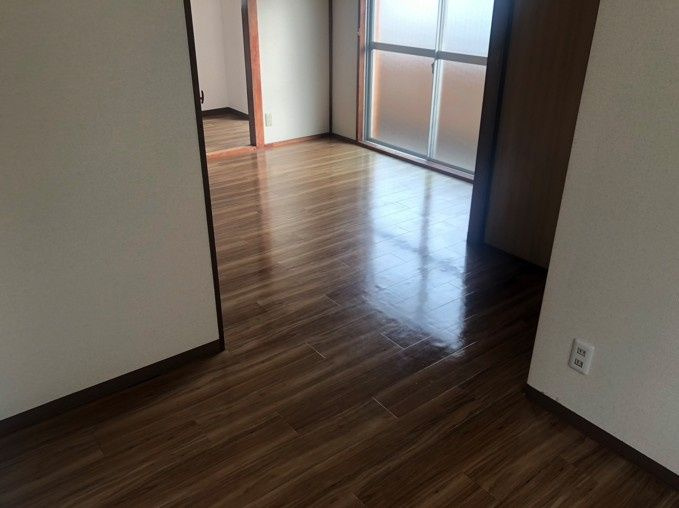 蓮芽ビルの内装