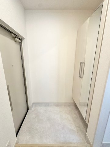 サンフローレの玄関