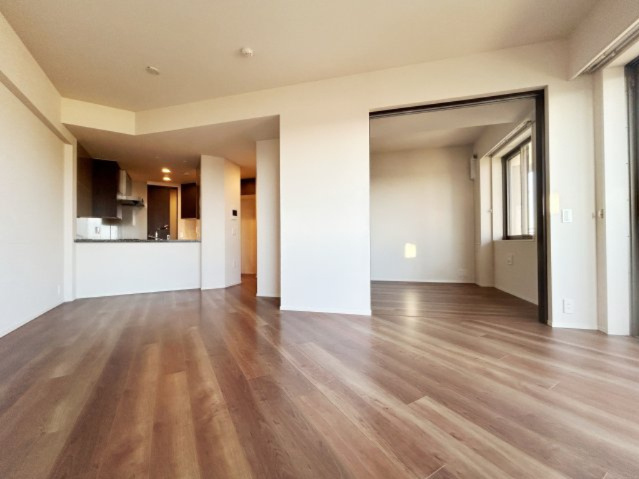 【外観】 | 桜上水ガーデンズE棟 | ※リフォーム施工前写真となります。