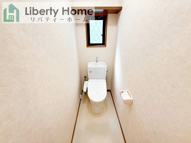土浦市右籾　中古戸建のトイレ