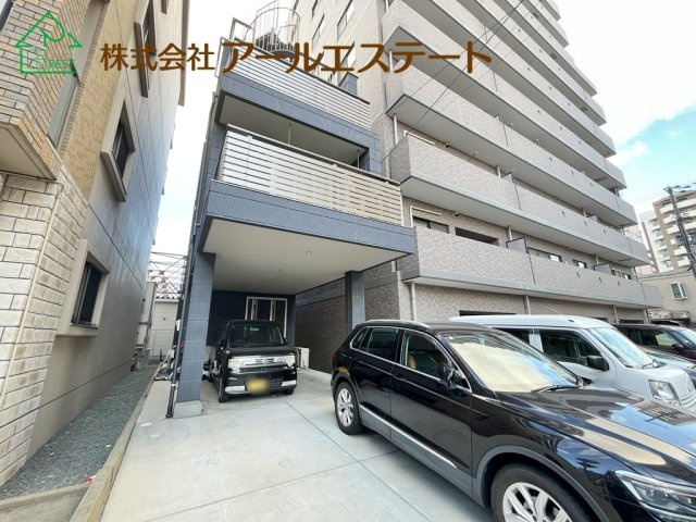 姫路市飾磨区清水　山電「飾磨駅」徒歩４分の前面道路含む現地写真