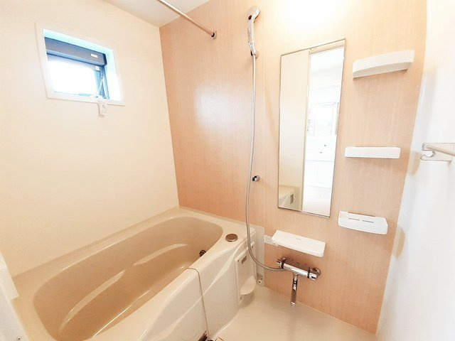 ボヌールＣの浴室