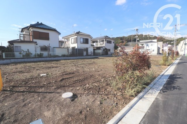 【前面道路含む現地写真】 | リーブルガーデン　あきる野市伊奈　新築　全15棟　8号棟 | 前面道路含む現地写真です
