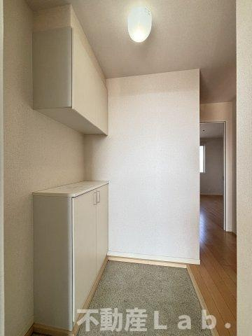 サンビレッジ高良の玄関