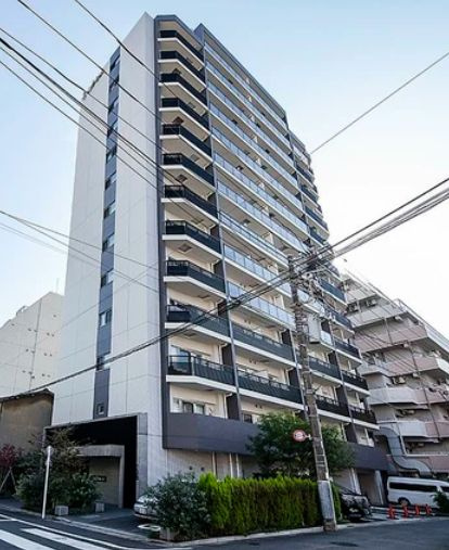 J・ワザック両国の外観