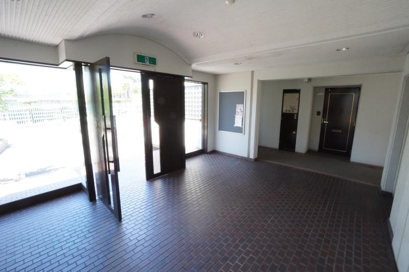 アンビエンテ桜ヶ丘のエントランス