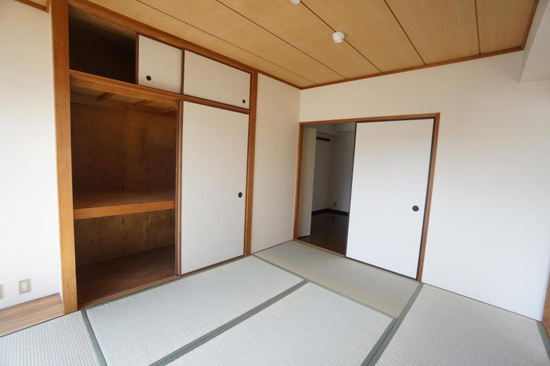 アンビエンテ桜ヶ丘の和室