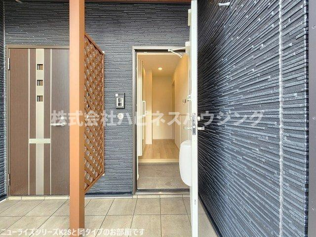 ノーブル柏Ａの玄関