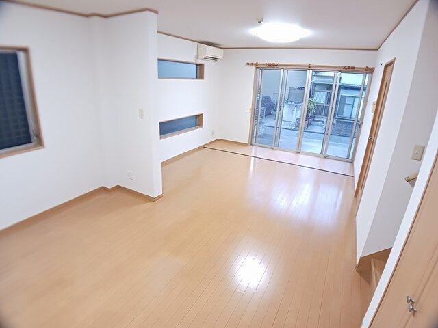 百人町戸建住宅Ｂの居間・リビング