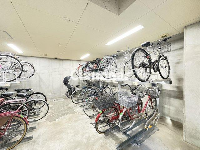 サンデュエル東京ザ・プレミオステージの駐車場|ドキドキの新生活も、安心してスタート。ぴったりの住まいを見つけませんか？クランディアが一緒に住まい選びをサポートします‼　まずは、お気軽にお問合せください　＃クランディア