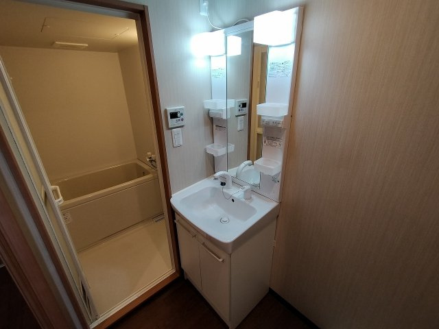 独立洗面化粧台付き☆