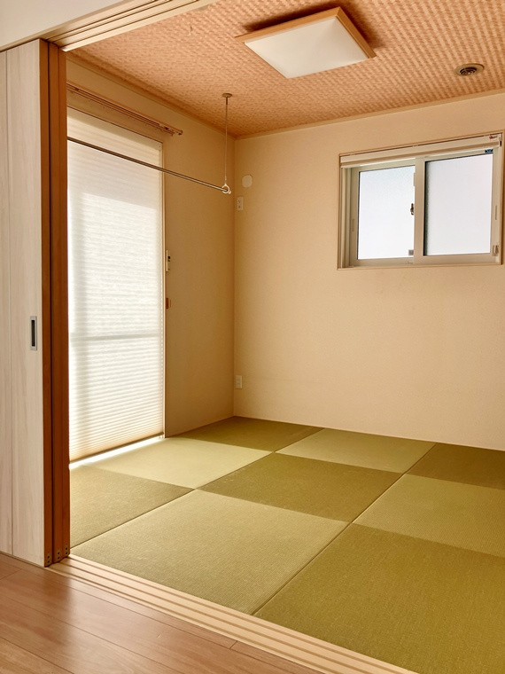 片倉町戸建の内装