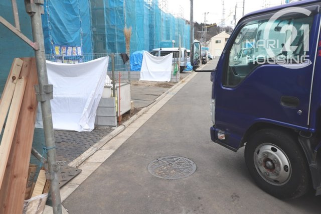 【前面道路含む現地写真】 | リーブルガーデン　あきる野市伊奈　新築　全15棟　9号棟 | 前面道路含む現地写真です