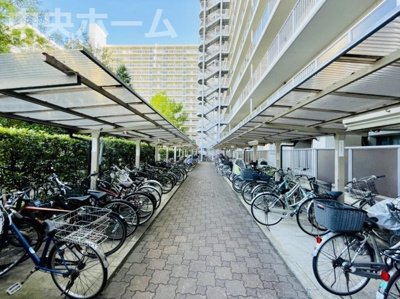 【駐輪場】 | ダイアパレス猿江恩賜公園 | 【自転車置き場】最新の空き状況や費用などの詳細は担当スタッフまでお問い合わせください。