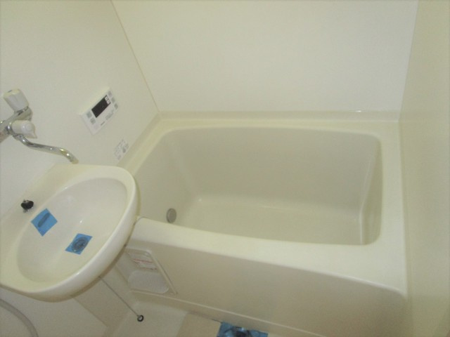 エクセレントひばりが丘Bの浴室