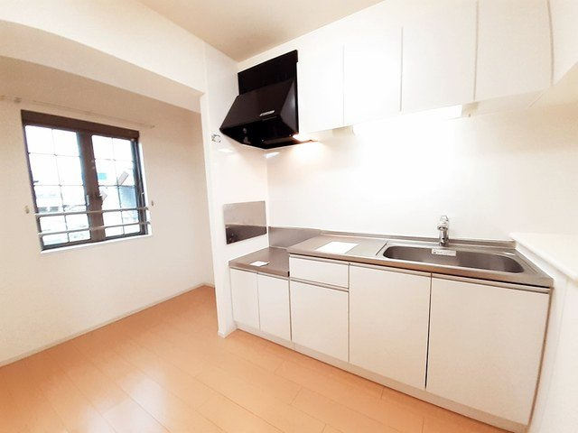 フェアリーコート北上のキッチン