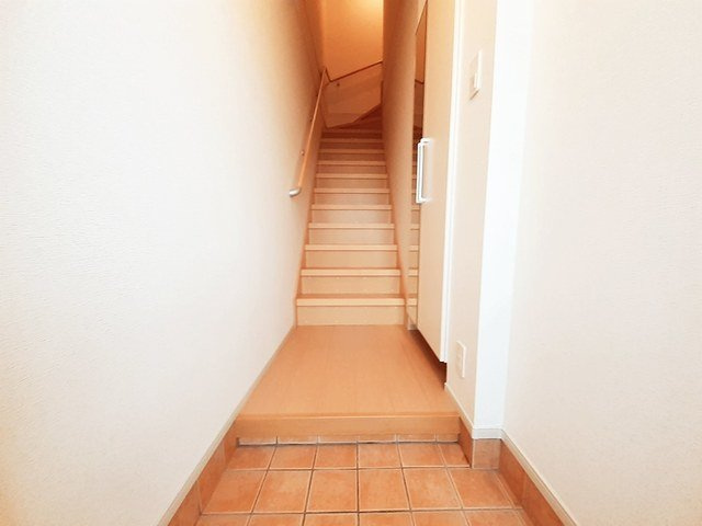 フェアリーコート北上の玄関